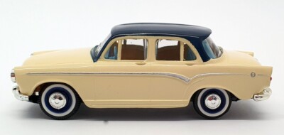 ミニカー NOREV 1/43 Simca Aronde beige Norev A Century Of Cars 1/43 Scale AFR6085 - Simca Aronde P60