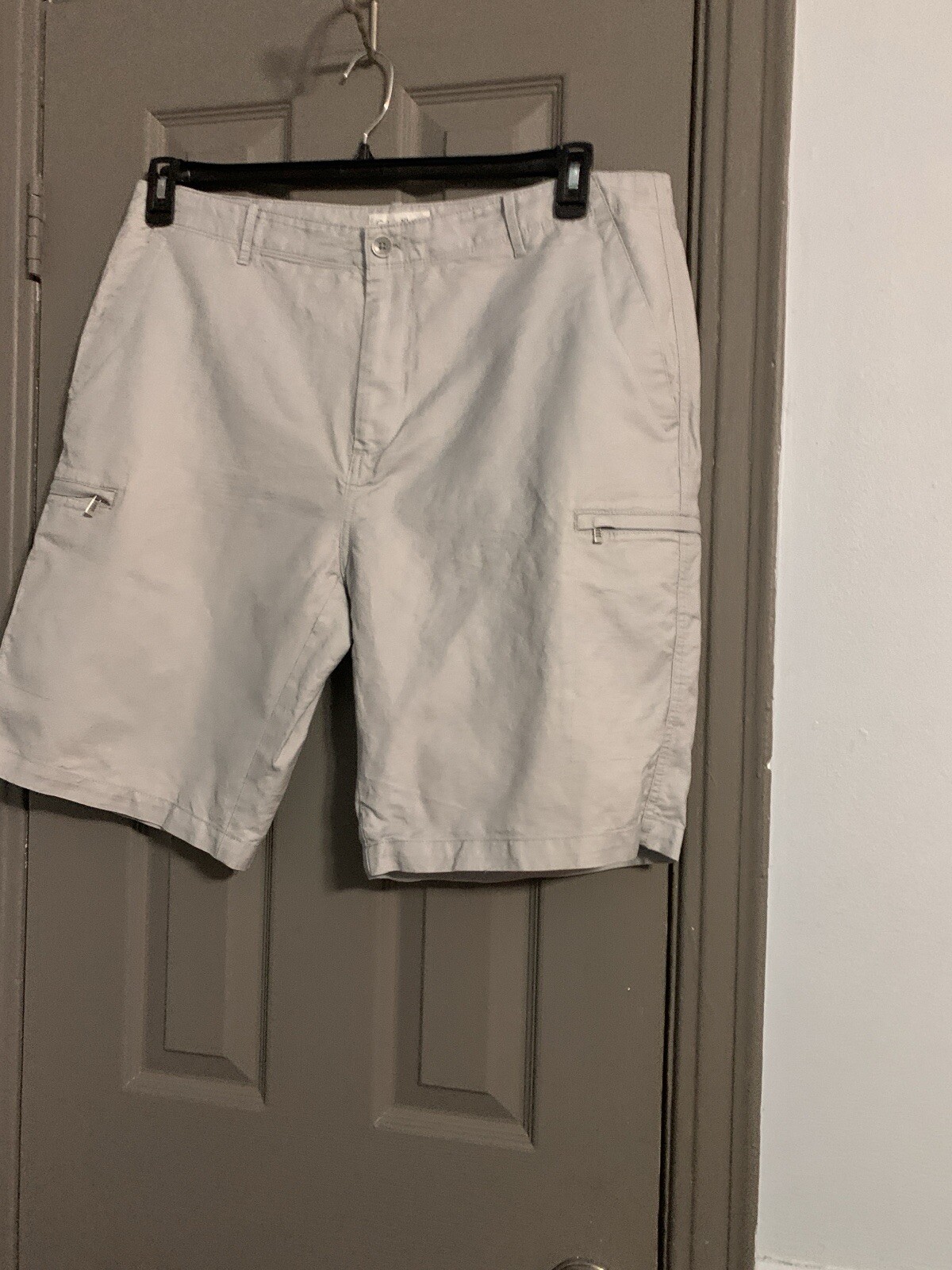 Picture 1 of 11