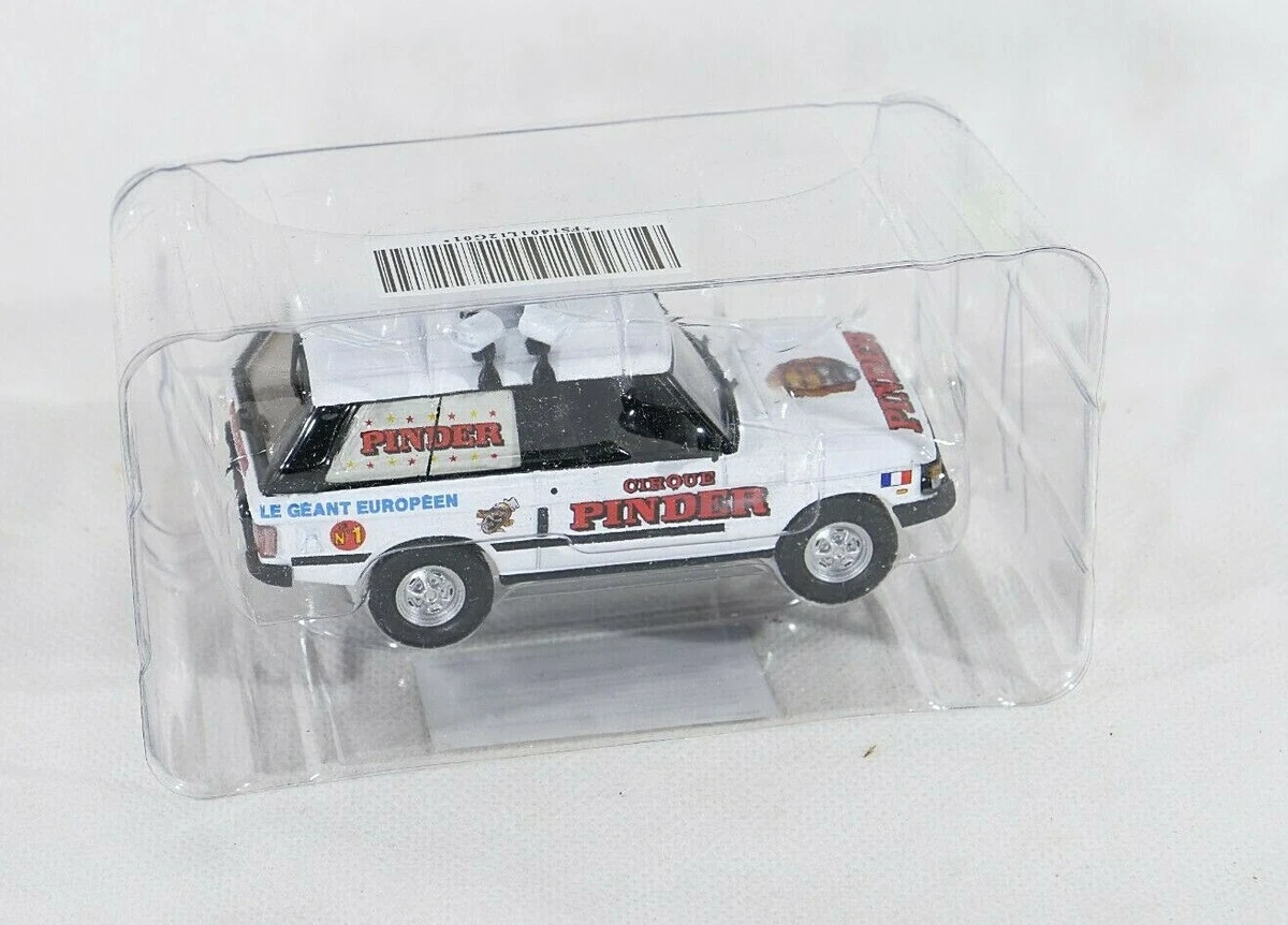 ROVER VITESSE 3500 V8 1986 Red Maxichamps 940138501 1:43 3.5 Rouge