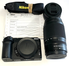 NIKON Z 30 Mirrorless Camera 16-50 mm f/3.5-6.3 VR & 50-250 mm f/4.5-6.4 - M2913