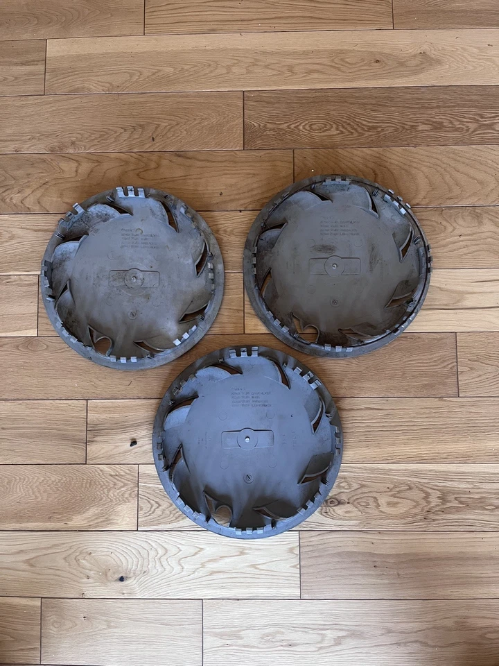 1980s Nissan Sunny Pulsar Vanette 14 Inch Wheel Trims - Image 3 of 4