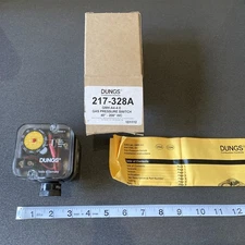 Dungs 217-328A GMH-A4-4-8 Gas Pressure Switch 40”-200” WC New In Box