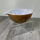 Pyrex Mixing Bowl #442 Americana Cinderella Gold Chicken, Cat, Eagle 1 1/2 quart