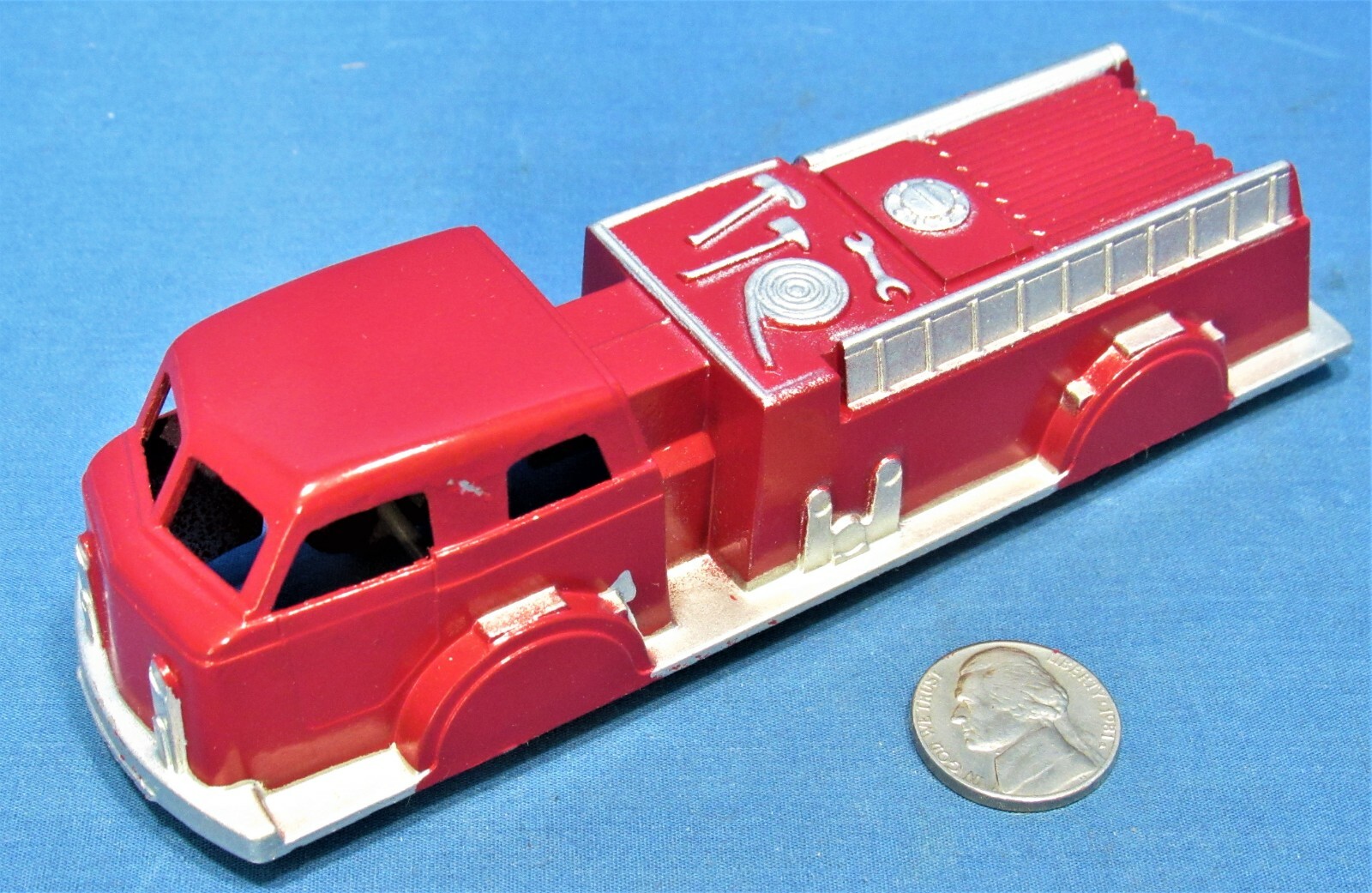 Picture 4 of 5