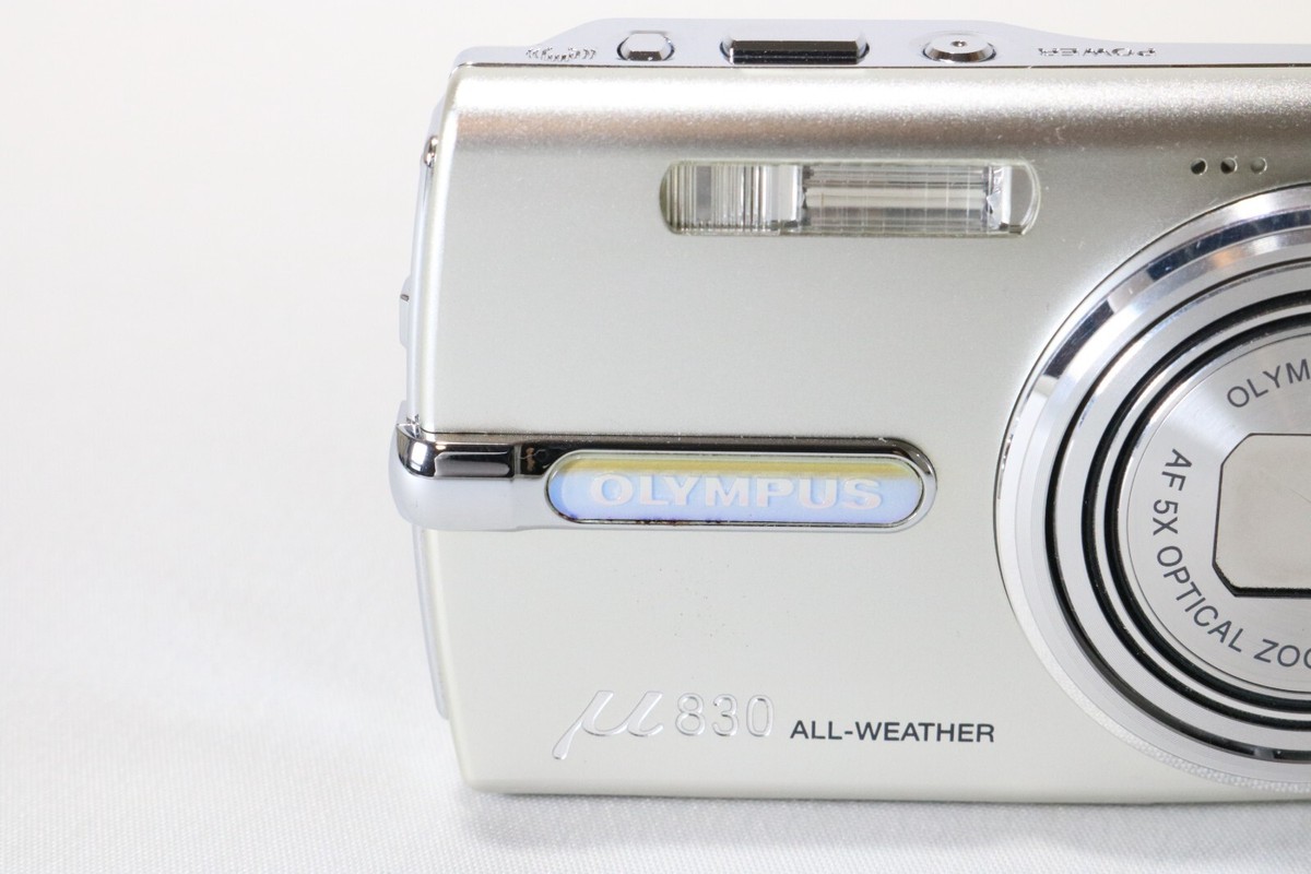 olympus μ830 Near MINT] Olympus μ830 silver 8.0 MP Digital Camera w/box