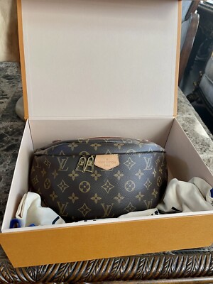 Authentic Louis Vuitton Bumbag monogram MI2138, France, Pristine