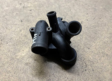 Thermostatgehäuse Thermostat VW Golf 3 Passat 35i Corrado VR6 021121117B