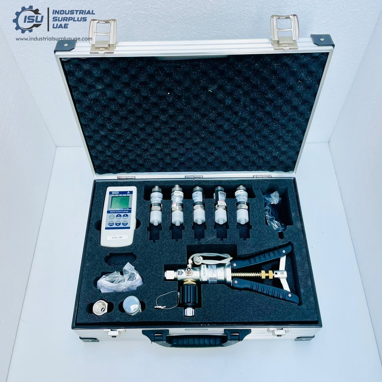 Wika CPH6200-S1 Digital Pressure Calibrator W/CPP30 Pump & Pressure Sensors #New