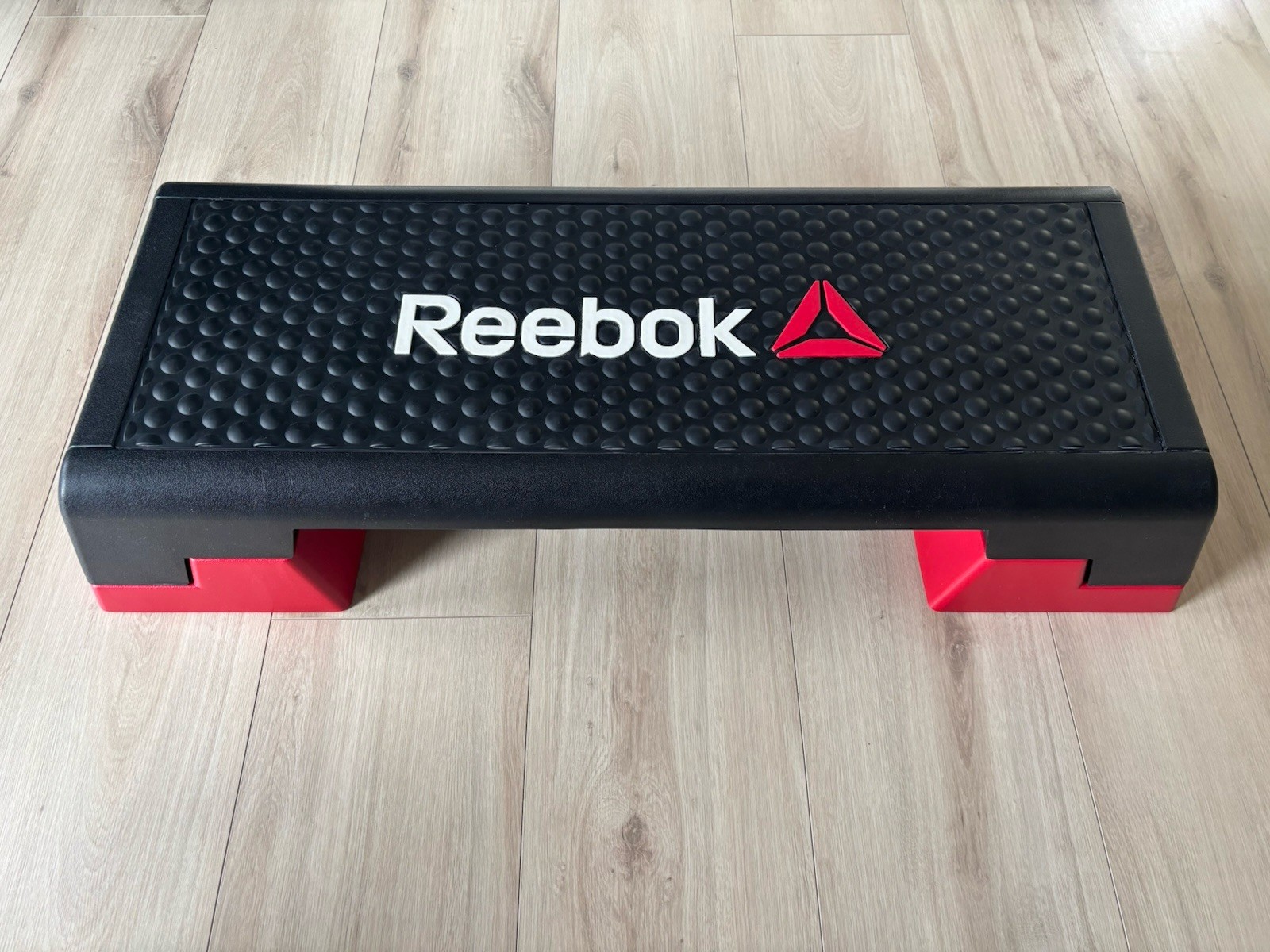 Reebok Step Specification Aerobic Fitness Training Stepper Stepbrett Workout Top