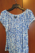 Simply Vera Blue Floral Tunic Top XXL Rayon Spandex Bust 52 Length 22 in