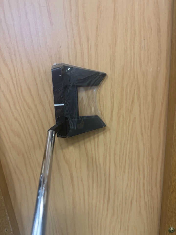 Cleveland Frontline Elite Elevado Slant 35" Putter Steel Shaft With Cover - Image 4 of 4