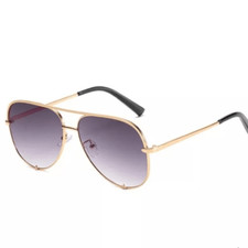 0VERSIZED PILOTS SUNGLASSES