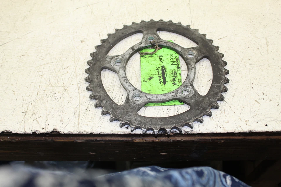 06 KAWASAKI NINJA ZX14 1400 OEM PIÑÓN TRASERO D47D Foto 2 de 4