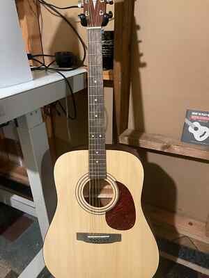 Court:Earth90 OP acoustic guitar  (used, missing a high e string)