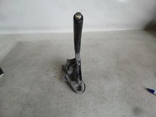 VW GOLF PLUS 5 V 1T 5M Handbremshebel Leder rote Naht Handbremse 8J0711303A VW GOLF PLUS 5 V 1T 5M Handbremshebel Leder rote Naht Handbremse 8J0711303A