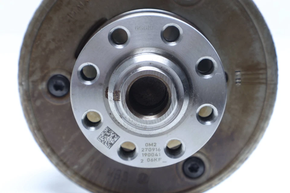 2017-2019 年大众高尔夫 ALLTRACK 1.8L 升 - 曲轴 06K105101F — 第 4/4 张图片