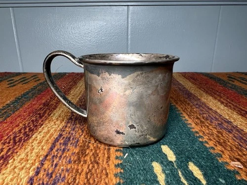 Vintage Lunt Sterling Silver Baby Cup #114  Monogram 61 Grams