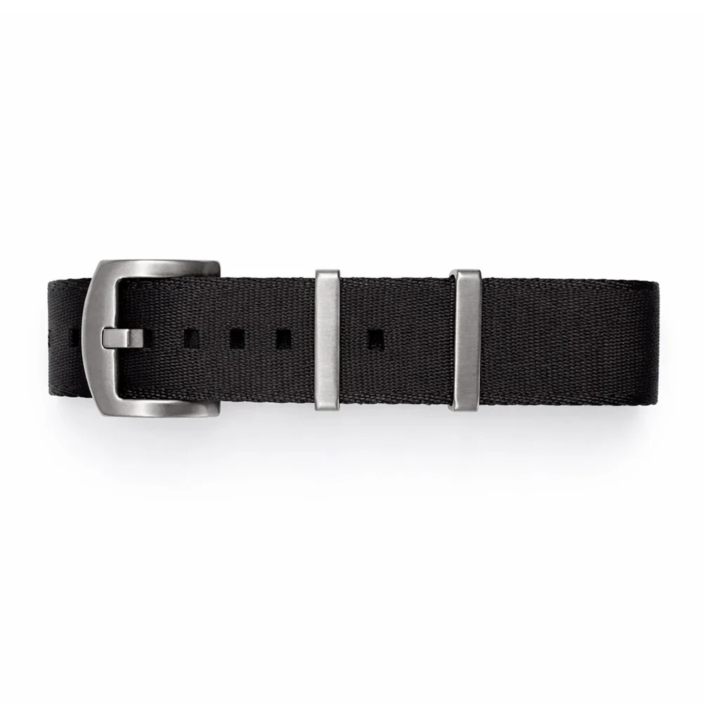 Bracelet NATO nylon noir Masar, le style sport chic pour homme actif
