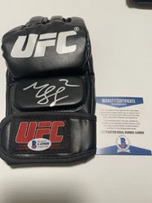Khamzat Chimaev Signed UFC Glove BECKETT BAS COA BORZ Auto IP Autographed ll