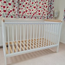 Image of Little Acorns Two-tone White Cotbed