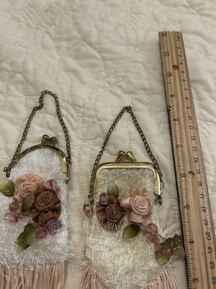 Pair Of Vintage Floral Fringed Coin Purses Kiss Lock 3D “fuzzy” Design & Chain - Image 4 of 4