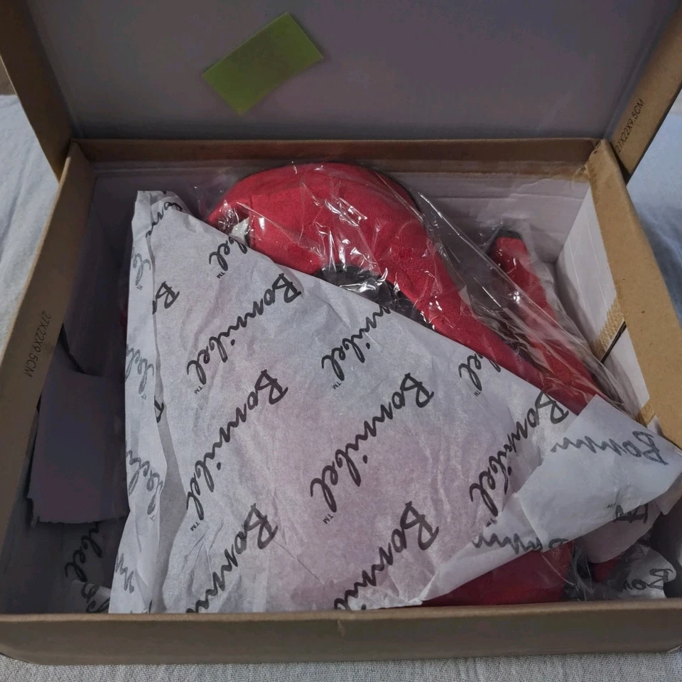 Bonnibel Peep Toe Rojo Tacones Altos Talla 7.5 Bomba 5" Tacón 1" Plataforma Gamuza Tisha 2 Foto 2 de 4