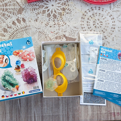 Clementoni Crystal Kit Kristall-Zuchtset Experimentierkasten ab 8 Jahren