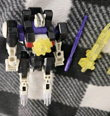 Transformers Energon Battle Ravage 2005 Mint Near Complete