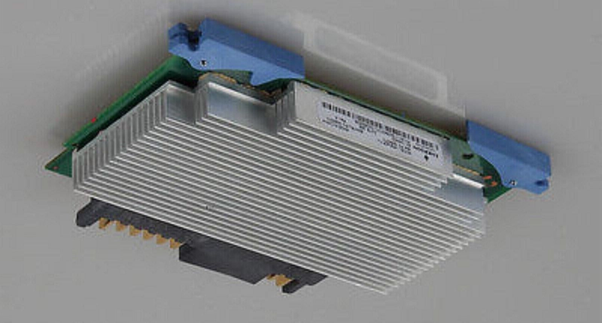 ✔️ IBM original 00E6373 00E6367 00E6369 00RR727 P770 P780 VRM