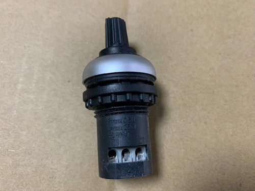 1PCS NEW EATON MOELLER Potentiometer M22-R4K7 resistance 4.7K - Picture 3 of 7