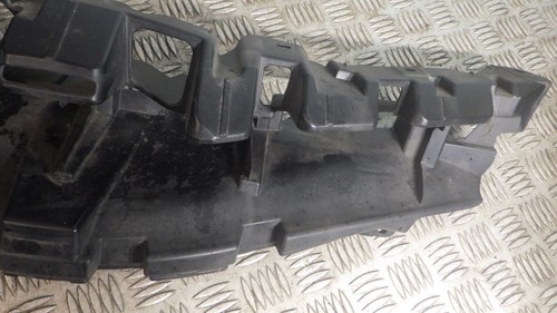 Cuadro soporte parrilla delantero Toyota Yaris 2017-20 - Imagen 3 de 7