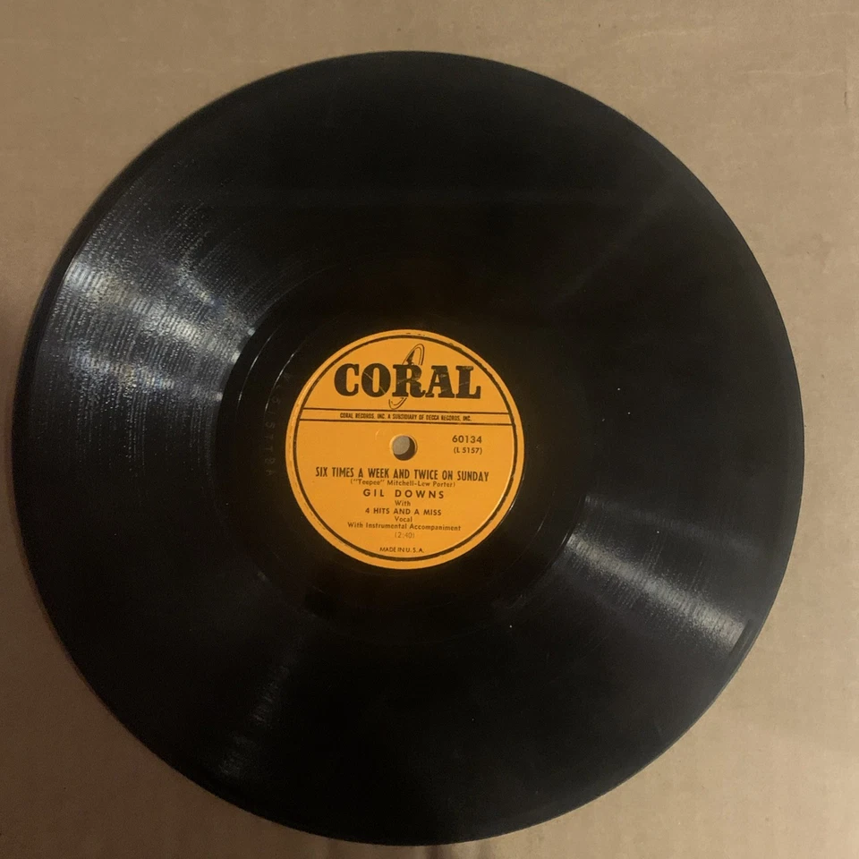 Gil Downs, 78 rpm, V+, The Winter Song, Coral 60134 - Image 2 of 2