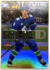 2023-24 23/24 Fleer Ultra Rainbow Foilboard #152 Conor Garland Vancouver Canucks