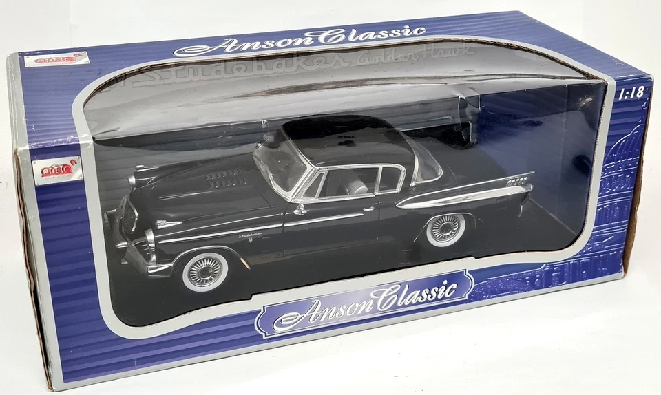 Anson 1/18 - Studebaker Golden Hawk 1957 Black Diecast Scale Model Car - Image 2 of 4