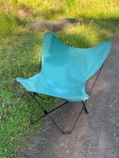Ancienne chaise papillon pliante cadre fer toile lourde écharpe milieu du siècle moderne