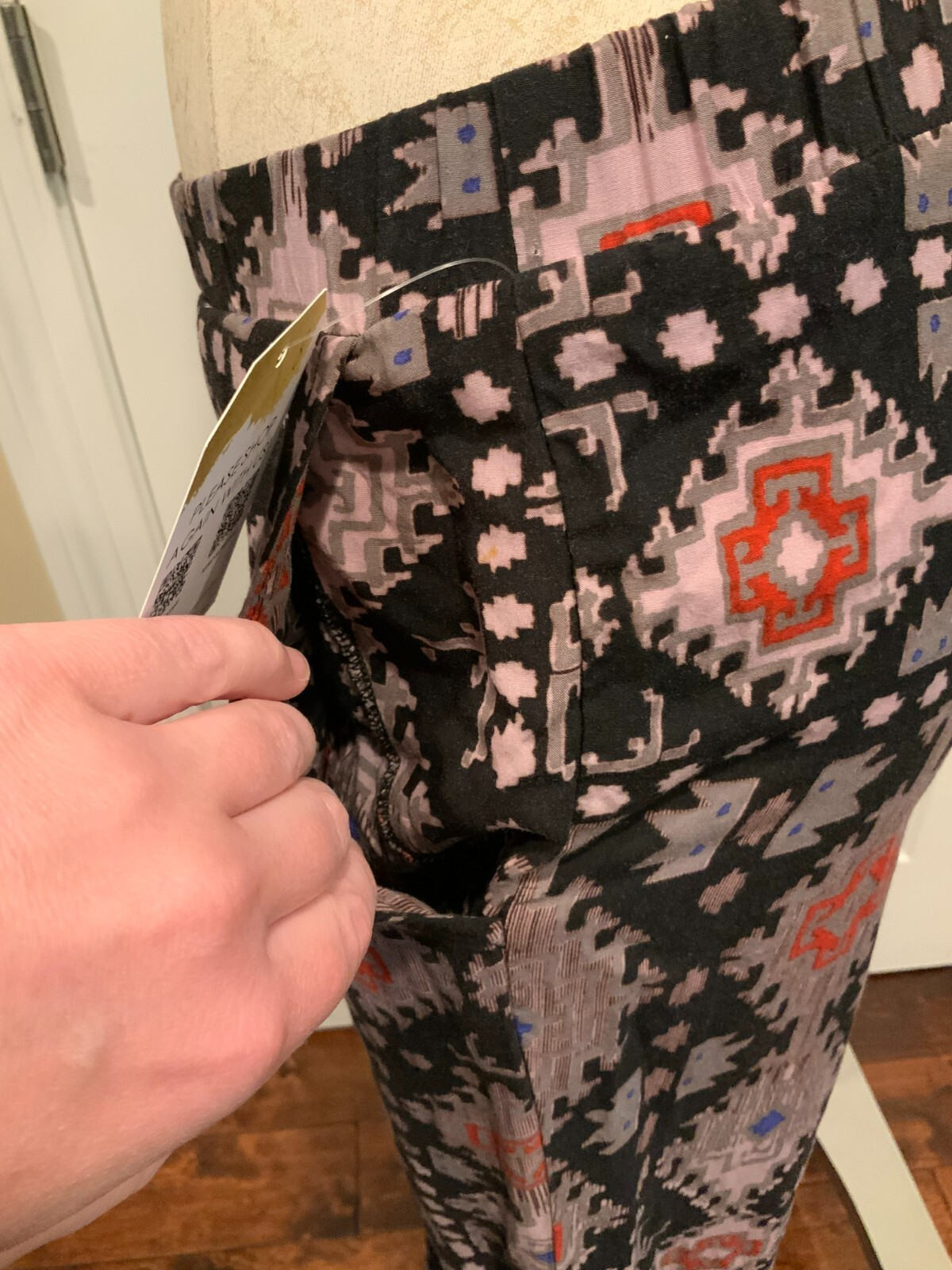 Ella Moss Multicolor Geometric Patterned Pants W/… - image 6