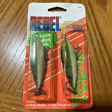 2 Rebel Top R Topwater Green Frog Rattle Sparkle Prop Model & Tail Weighted Lure