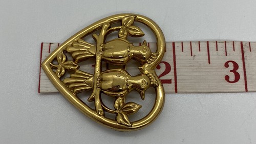 Vintage Coro Gold Over Sterling Silver Perched Love Birds Heart Brooch Pin - Picture 6 of 6
