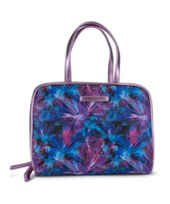 tahari cosmetic bolsa set