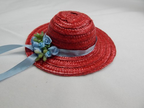 Miniature Straw Hats By Theresa Yang 4 
