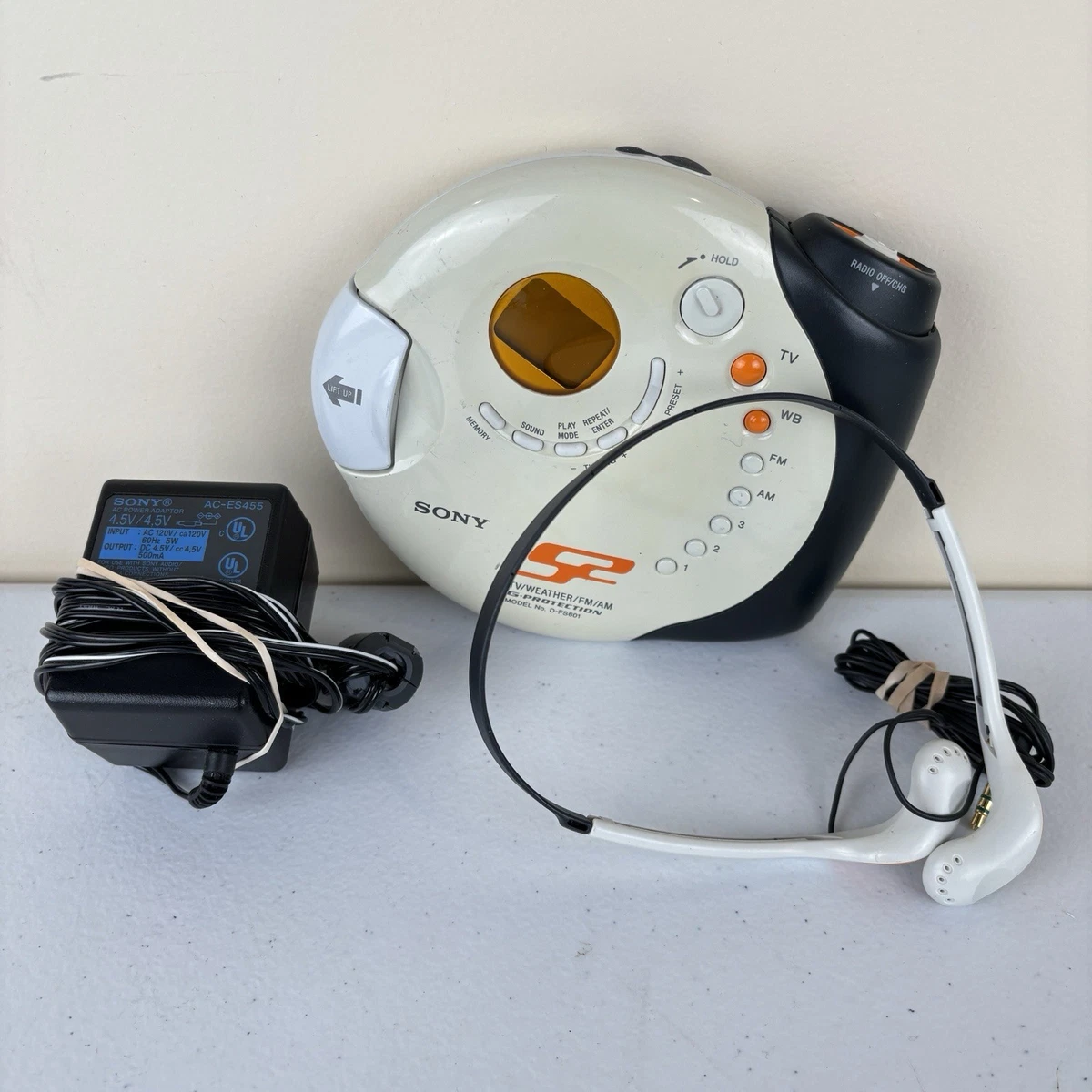 SONY SPORTS model CD WALKMAN 【ジャンク品】 Sony Sports CD Walkman DSJ301- White - Grade A (D-SJ301) | eBay