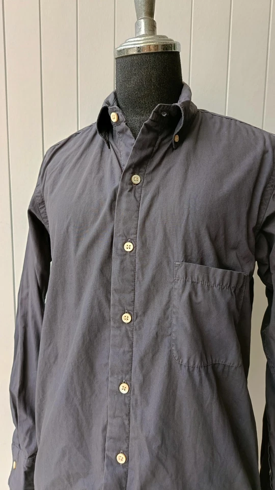 Camisa forrada pequeña gris oscuro sólido 45 RPM cuarenta y cinco RPM NMD Studio by R 1 Foto 3 de 4