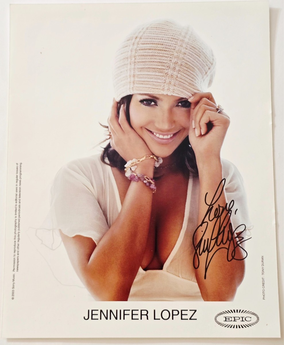 JENNIFER LOPEZ SIGNED 8X10 2003 SONY MUSIC PRESS PHOTO AUTOGRAPHED
