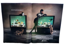 1989 Hitachi TV Ad Jamie Lee Curtis Can You Tell the Aquarium Vintage Print