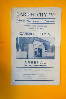 1955/56 CARDIFF CITY RESERVES v ARSENAL RESERVES Football Combination