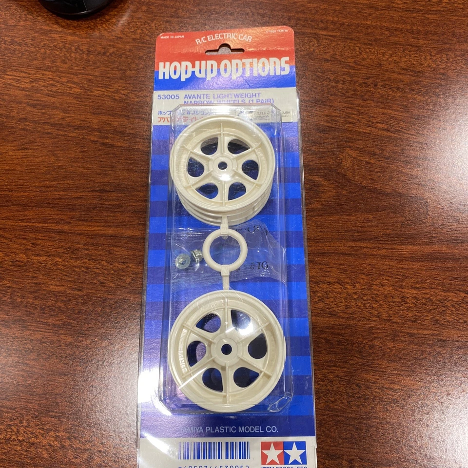 Tamiya White Avante Wheels HOP-UP OPTIONS 53005 Front Wheels - Изображение 2 из 4