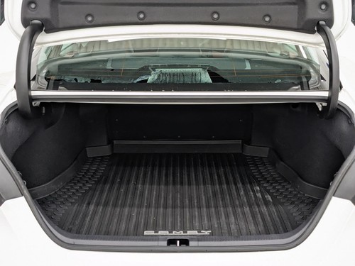 2021 Toyota Camry TRD V6 - Picture 10 of 12