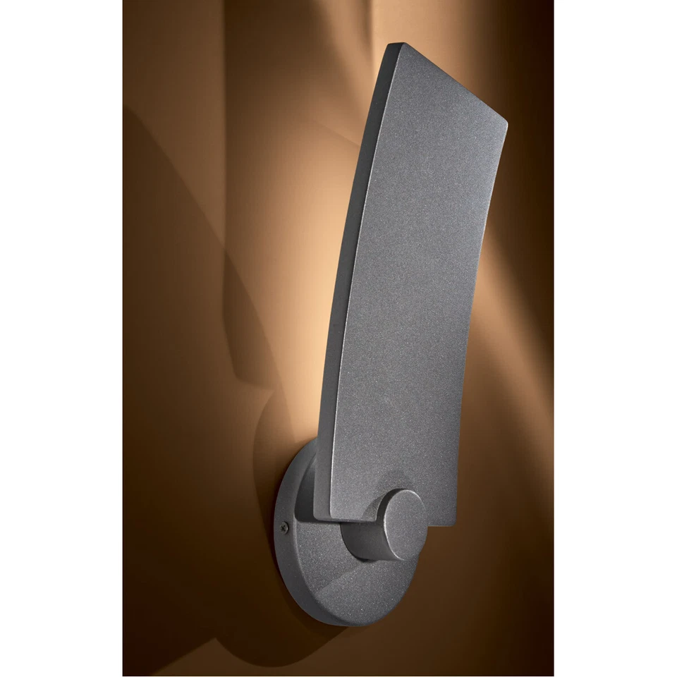 George Kovacs P1235-295-L 翻盖 LED 14 英寸沙银户外壁灯 — 第 2/3 张图片