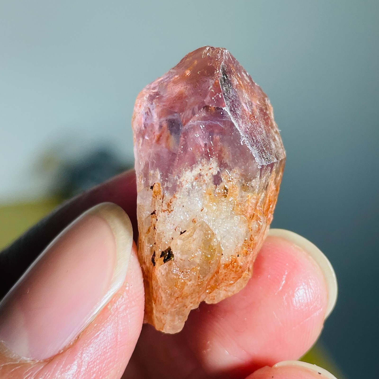 9g Natural Amethyst Pillar Scepter Backbone Pyramid Silver Sountain Particles