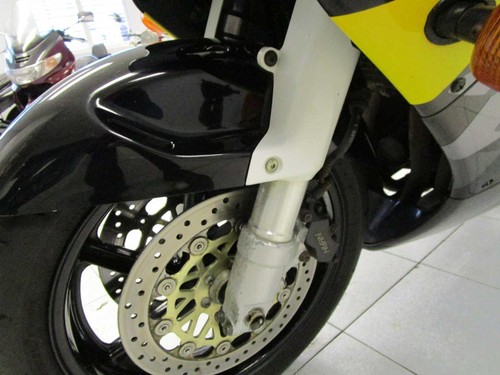 HONDA CBR900RRT FIREBLADE MOTORCYCLE - Picture 11 of 15